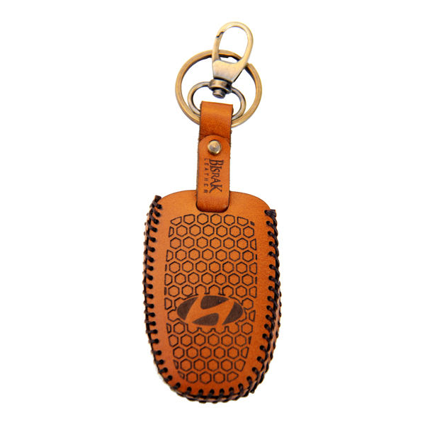 جاسوئیچی خودرو چرم بیسراک کد AK410 مناسب برای هیوندای سانتافه جاسوئیچی خودرو چرم بیسراک کد AK410 مناسب برای هیوندای سانتافه