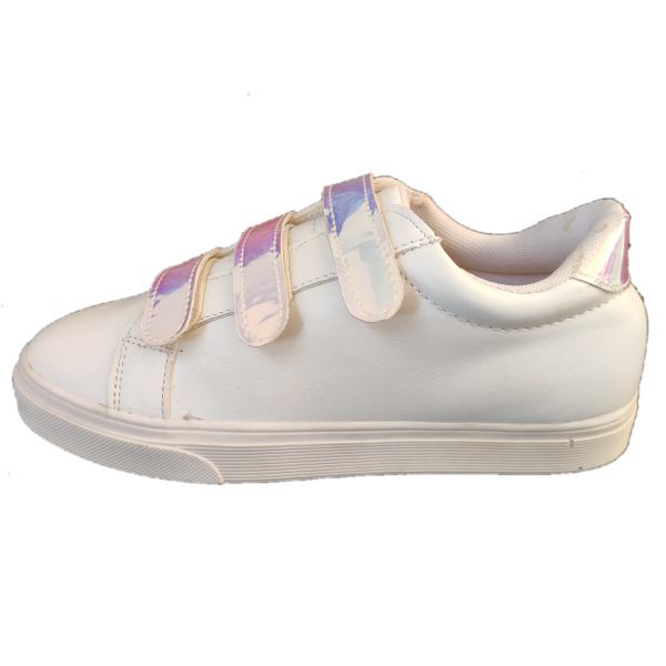 کفش راحتی زنانه مدل 2535غیر اصل کفش راحتی زنانه مدل 2535غیر اصل